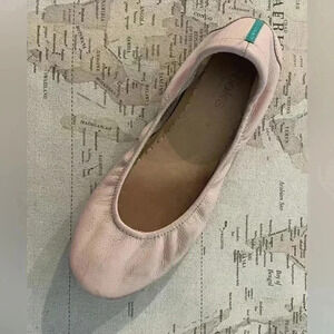 ONE Tieks Size 9 Pink Ballet Flat - LEFT SHOE ONLY